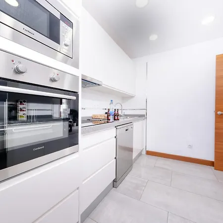 Lanzarote 2-private Pool, Bbq, Air-con *