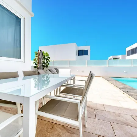 Lanzarote 2-private Pool, Bbq, Air-con Playa Blanca (Lanzarote)
