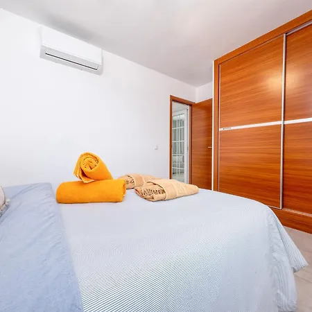 Lanzarote 2-private Pool, Bbq, Air-con Playa Blanca (Lanzarote)