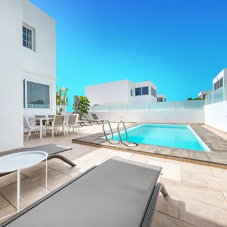Holiday home Lanzarote 2 - Private Pool, Air-con And Bbq By Lanzarote *