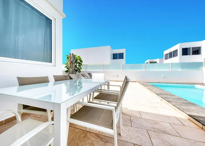 Lanzarote 2 - Private Pool, Air-con And Bbq By Lanzarote بلايا بلانكا