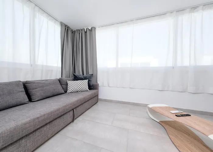 Lanzarote 2 - Private Pool, Air-con And Bbq By Lanzarote بيت للعطل